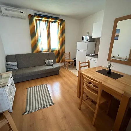 Adriatic Breeze Family Апартаменты *