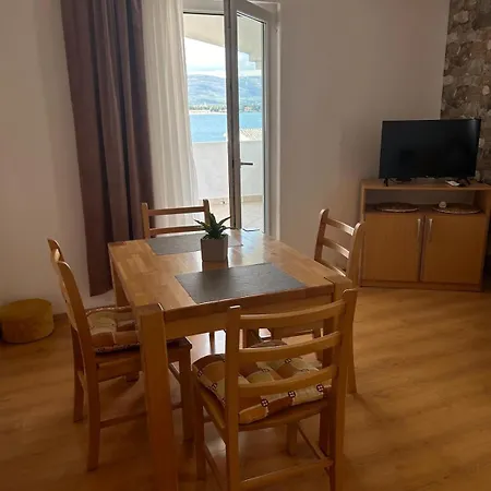 Adriatic Breeze Family * Trogir