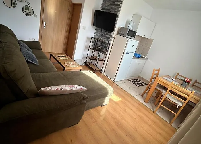 Adriatic Breeze Family Апартаменти *