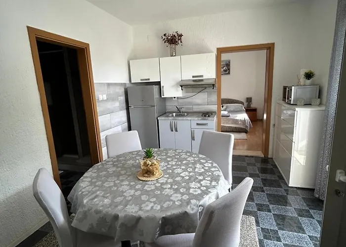 Апартаменти Adriatic Breeze Family *